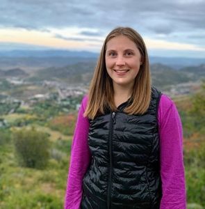 Meet your Posher, Nikki